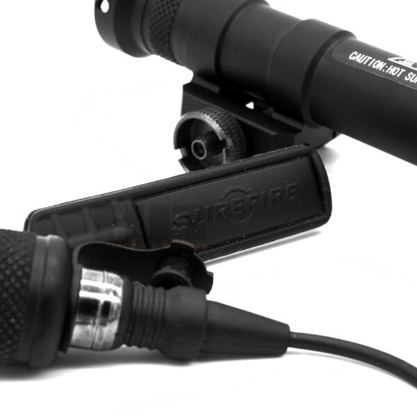 Lanterna Tatica Airsoft M600 Preta 400 Lumens - Image 6